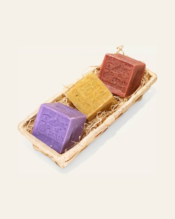 Corbeille « Bannette » – 3 savons parfumés 150 g