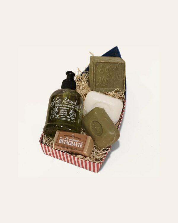 Corbeille « Barque » garnie – coffret maison